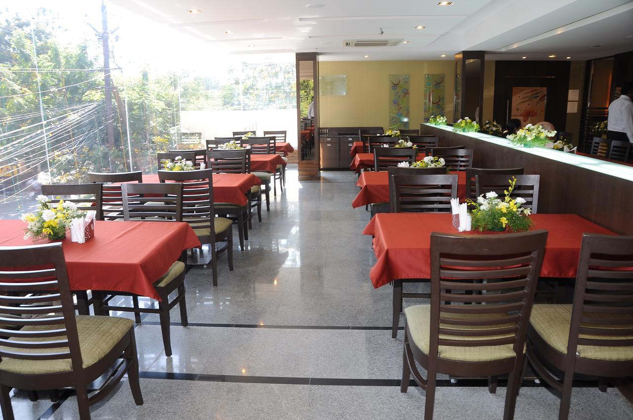 Hotel Oriva Vinflora Residency - Nr Lv Prasad Hospital, Banjara Hills Hajdarabad Zewnętrze zdjęcie