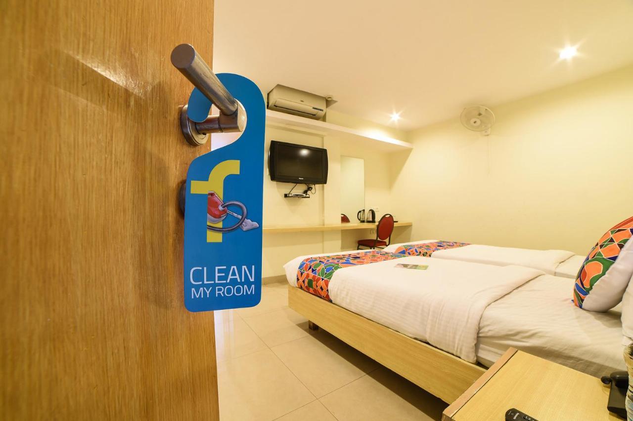 Hotel Oriva Vinflora Residency - Nr Lv Prasad Hospital, Banjara Hills Hajdarabad Zewnętrze zdjęcie