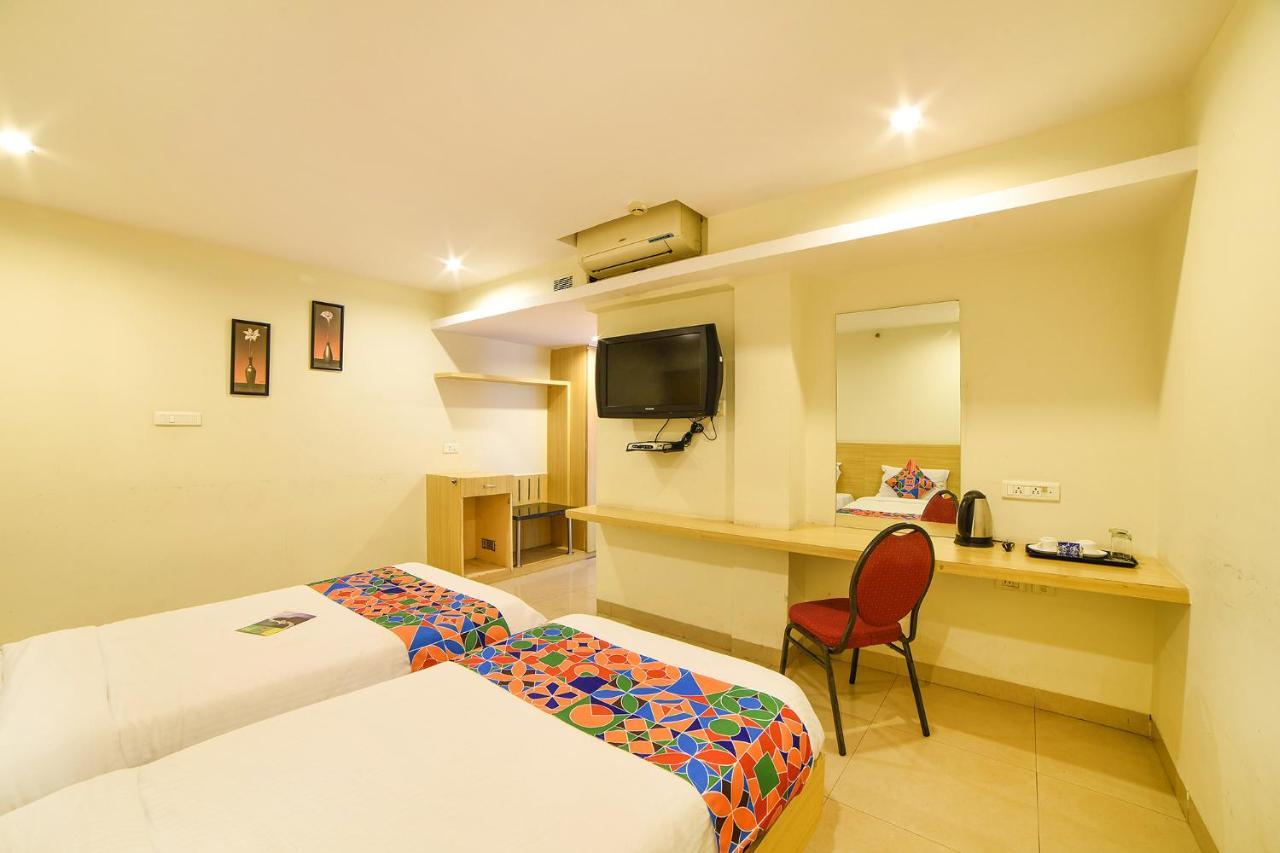 Hotel Oriva Vinflora Residency - Nr Lv Prasad Hospital, Banjara Hills Hajdarabad Zewnętrze zdjęcie